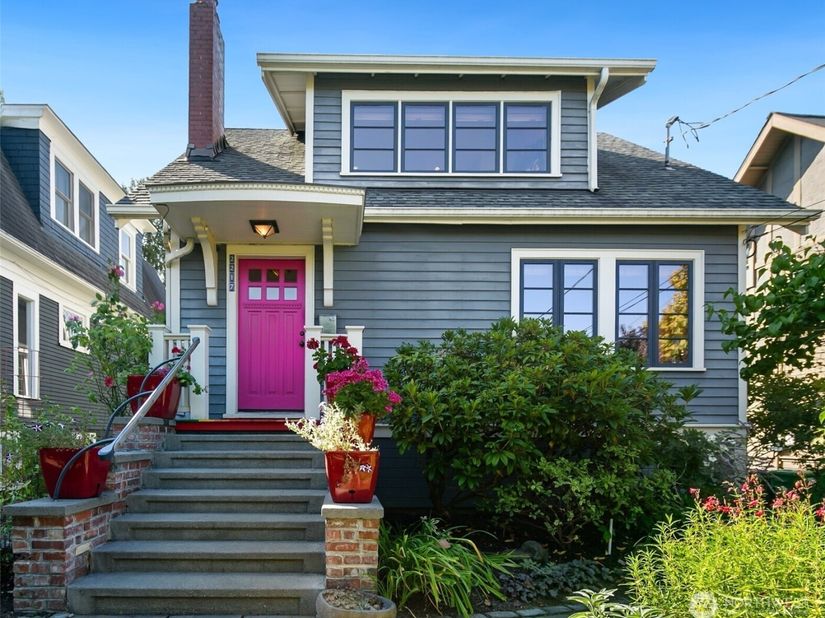 2217 Federal Avenue E, Seattle WA 98102