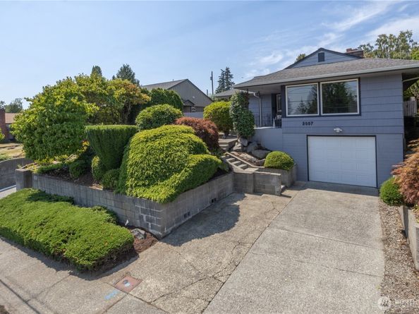 2007 Trenton Avenue, Bremerton WA 98310