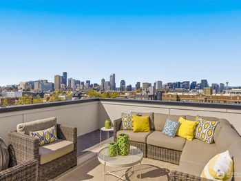 1317 E Denny Way