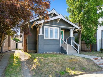 4329 5th Avenue NE