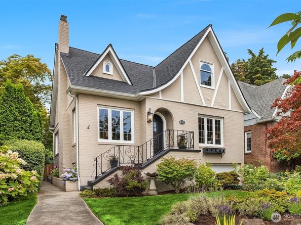 4322 NE 43rd Street, Seattle WA 98105