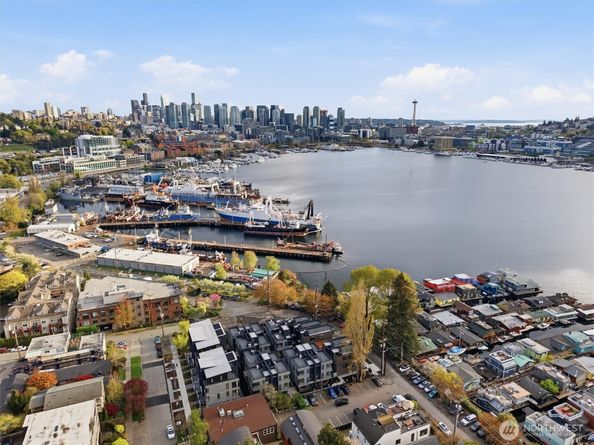 2010 Fairview Avenue E A, Seattle WA 98102