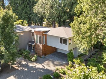 11217 110th Avenue NE
