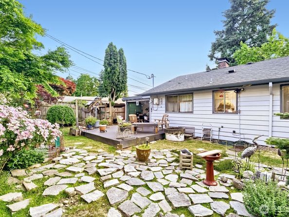 10728 29th Place SW, Seattle WA 98146
