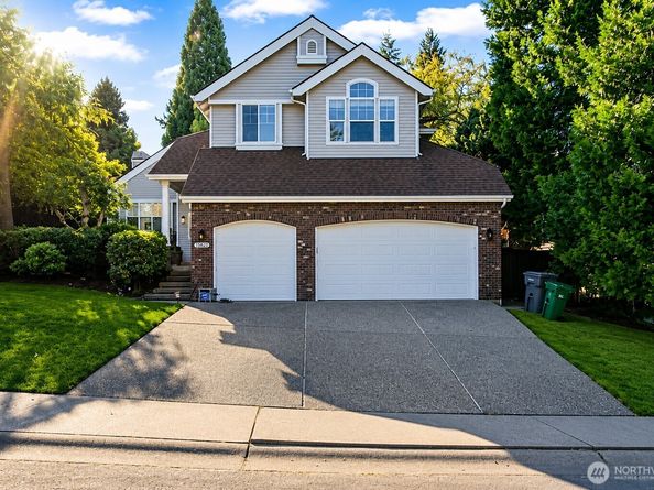 18010 NE 109 Court, Redmond WA 98052