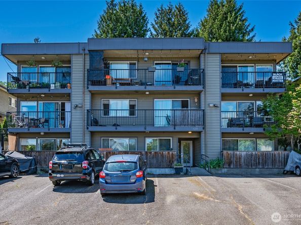 4219 Whitman Avenue N 4, Seattle WA 98103