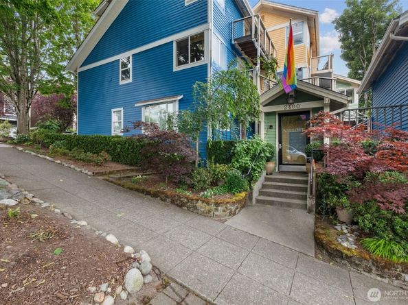 2400 E Howell Street E, Seattle WA 98122