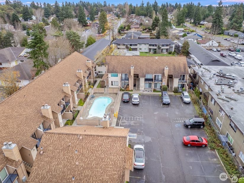 12434 Ambaum Blvd SW 106, Seattle WA 98146