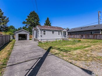 1516 S 272nd