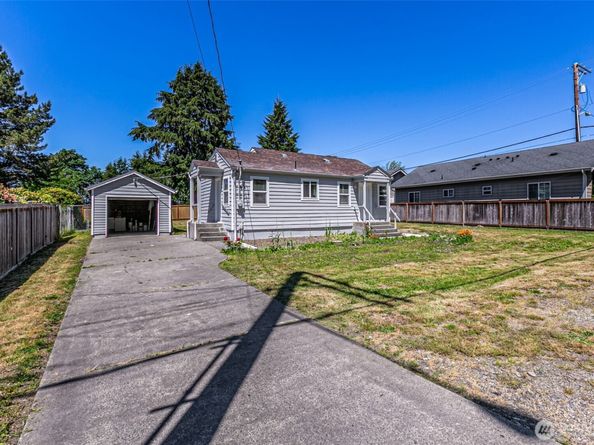 1516 S 272nd, Des Moines WA 98198
