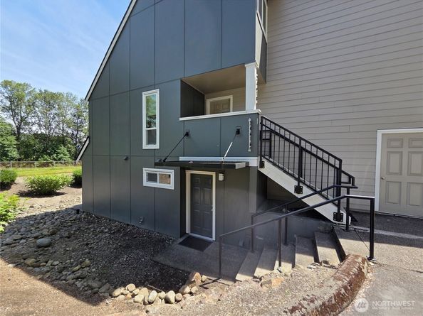 24616 45th Place S, Kent WA 98032