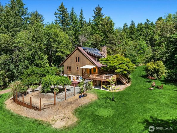 9641 Mandus Olson Road NE, Bainbridge Island WA 98110