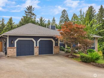 8227 NE 166th Street