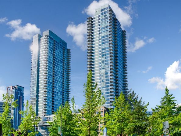 588 Bell Street 3104, Seattle WA 98121