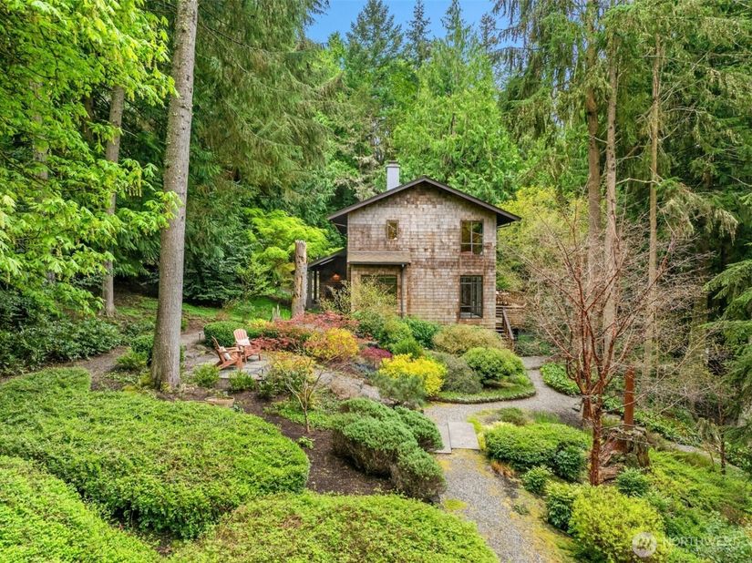 8151 NE Hidden Cove Road, Bainbridge Island WA 98110