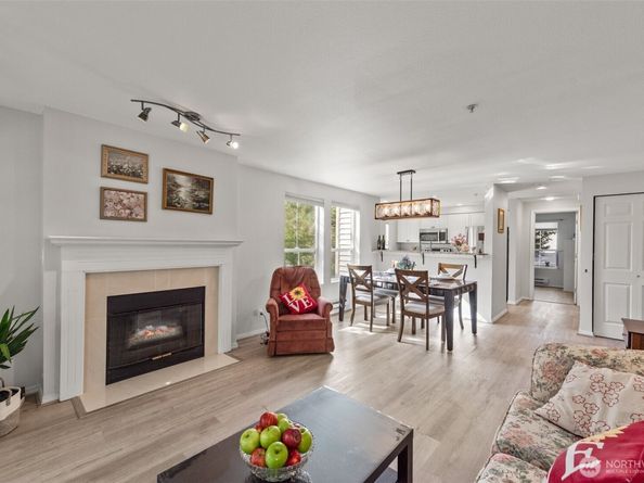 4423 249th Terrace SE, Issaquah WA 98029