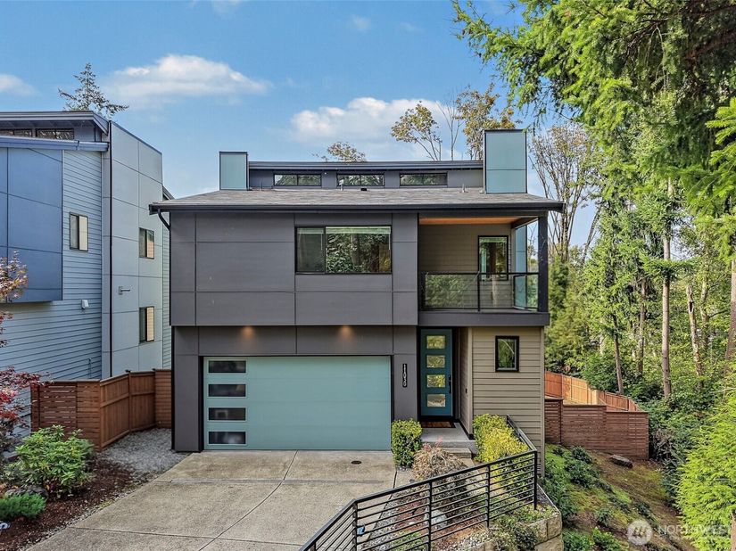 11030 SE 60th Lane, Bellevue WA 98006