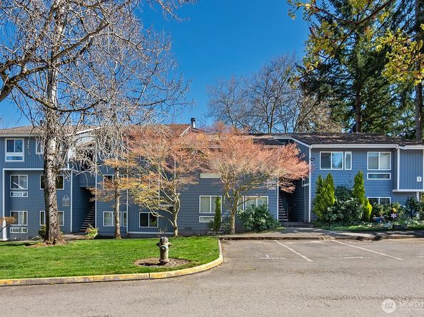 4120 212th Street SW B301, Mountlake Terrace WA 98043