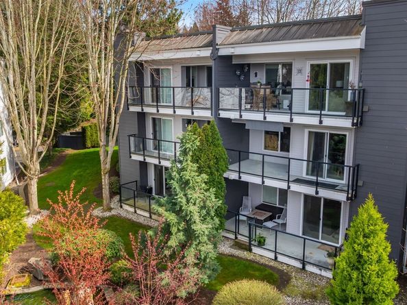 408 2nd Avenue S 102, Kirkland WA 98033