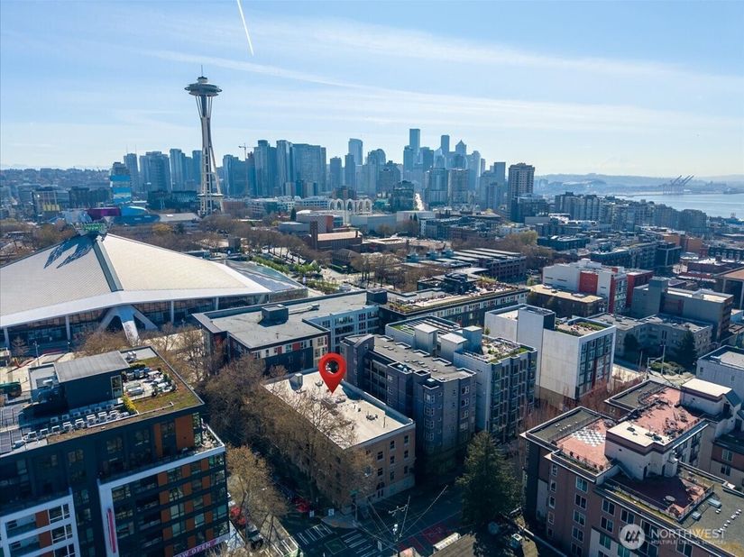 7 Harrison Street 20, Seattle WA 98109