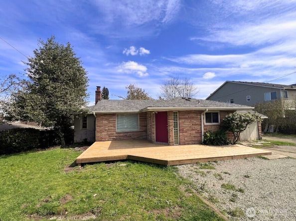 13404 Military Road S, Tukwila WA 98168