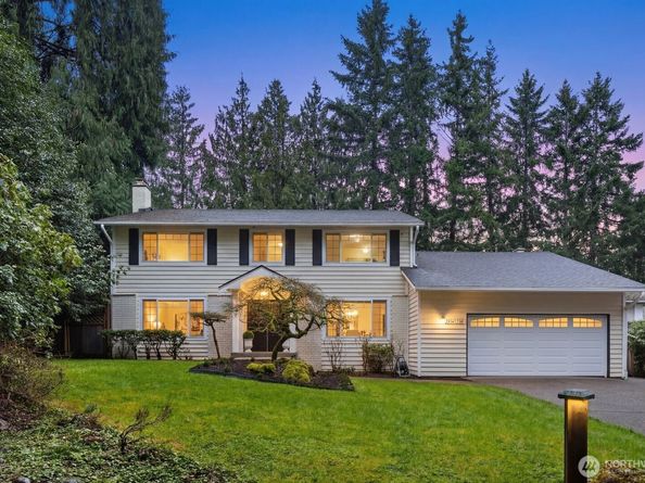18505 NE 26th Street, Redmond WA 98052