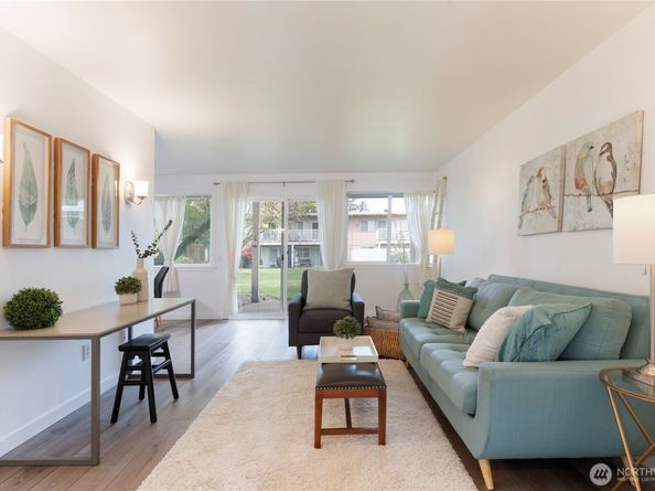 12230 SE 60th Street 34, Bellevue WA 98006