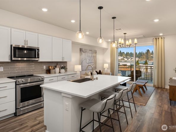 6901 NE 184th Lane 310, Kenmore WA 98028