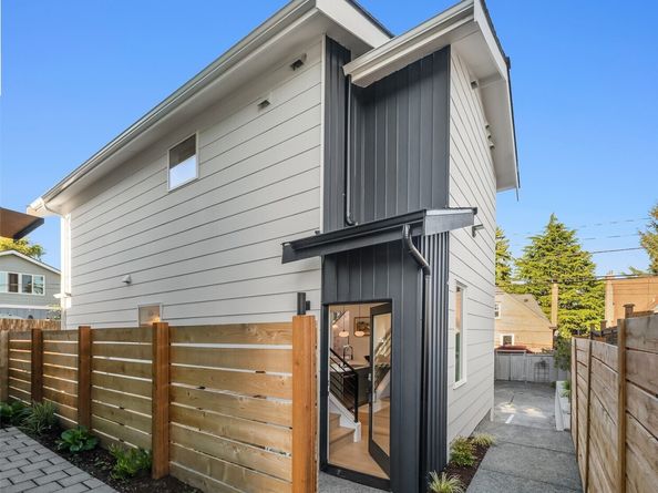 8016 24th Avenue NW, Seattle WA 98117