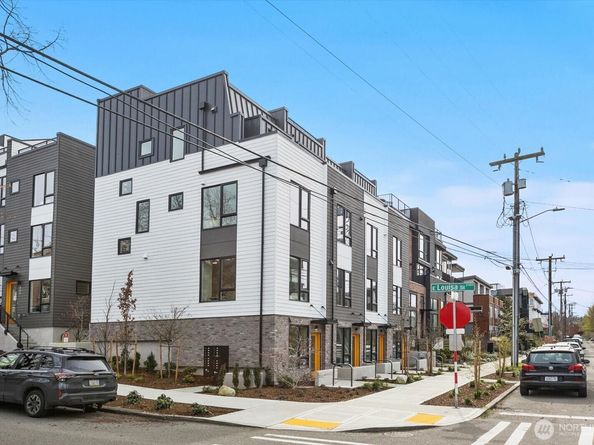 2372 Franklin Avenue E, Seattle WA 98102