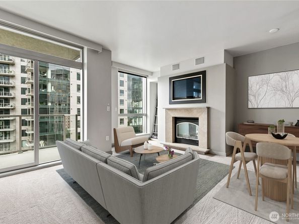 10650 NE 9th Place 1423, Bellevue WA 98004