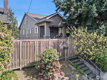 5016 7th Ave Ne