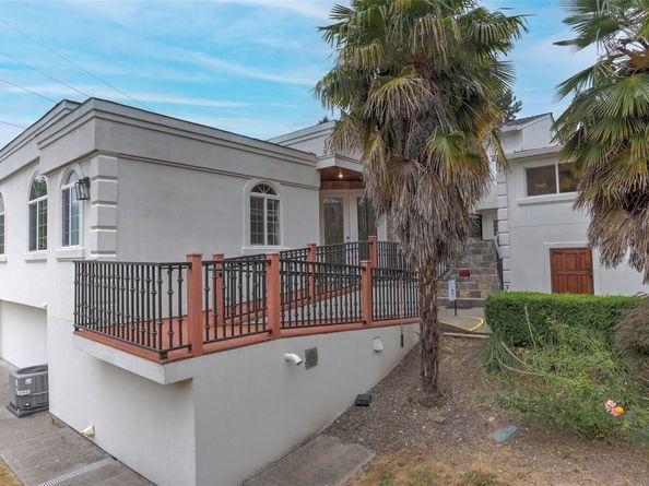 Undisclosed Address #2352628, Bellevue WA 98005