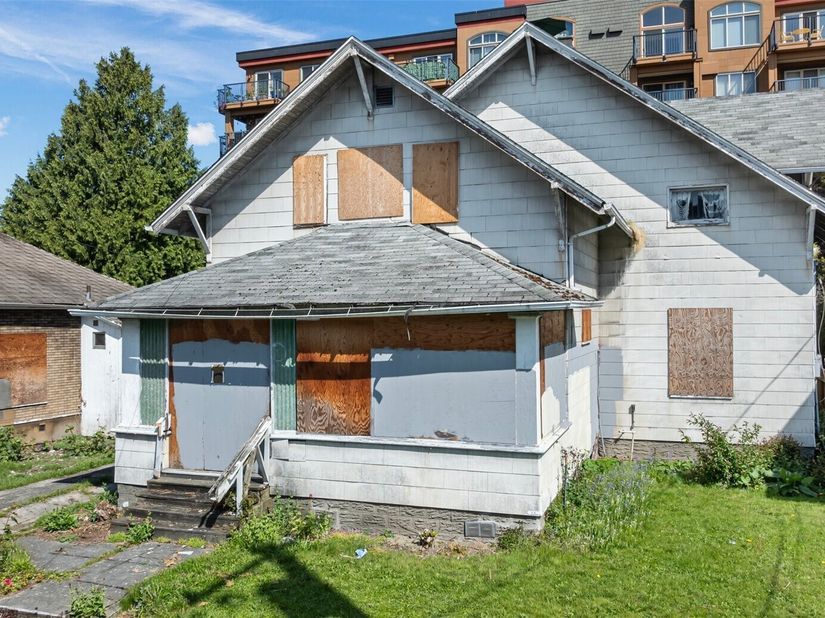 1526 NW 53rd Street, Seattle WA 98107