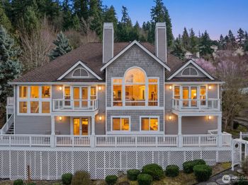 1665 204th Avenue NE