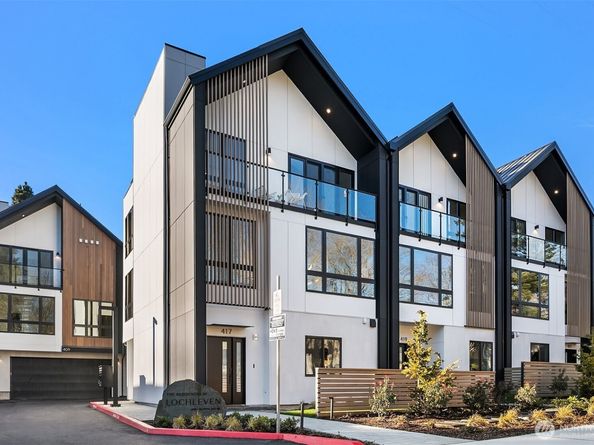 411 99th Avenue NE, Bellevue WA 98004