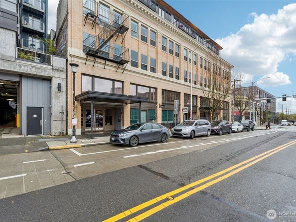 1408 12th Avenue 201, Seattle WA 98122