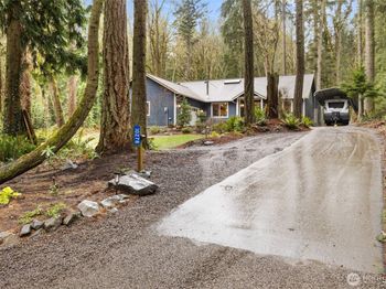 10278 NE Shore Drive