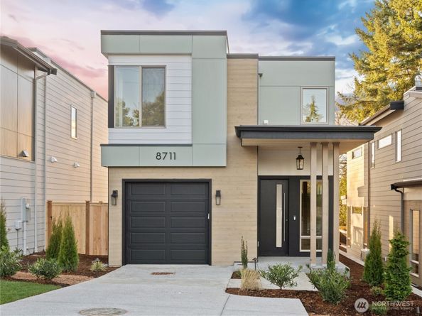 8711 126th Avenue NE, Kirkland WA 98033