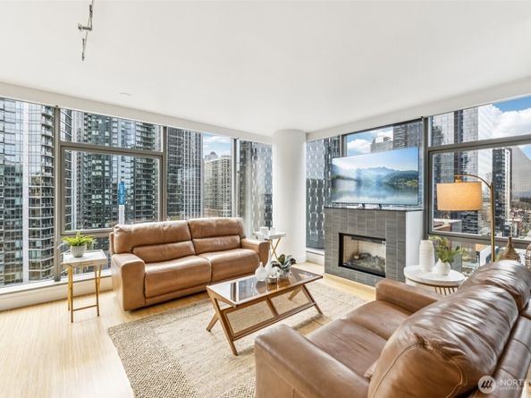 820 Blanchard Street 1507, Seattle WA 98121