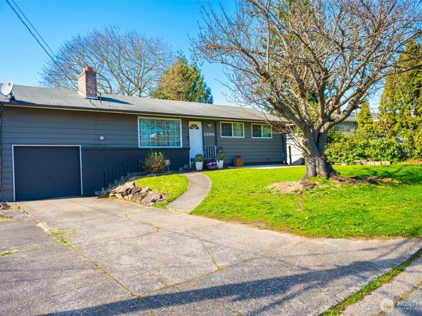 22941 105th Avenue SE, Kent WA 98031