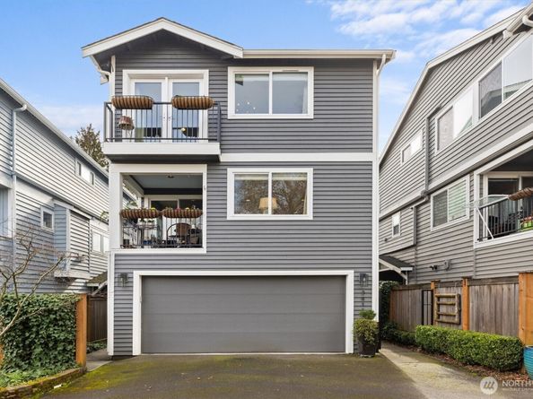 3414 33rd Avenue SW, Seattle WA 98126