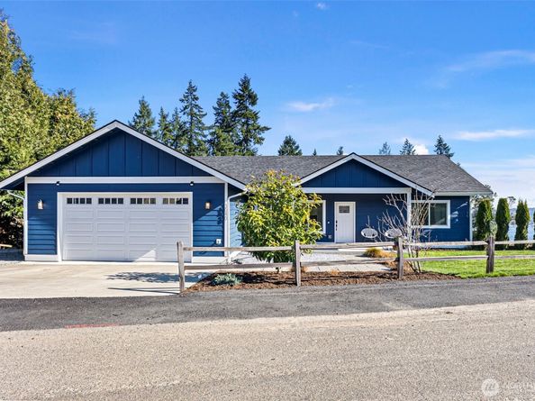 3040 Classic Avenue NE, Bremerton WA 98310