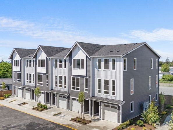 15726 40TH Avenue W C4, Lynnwood WA 98087