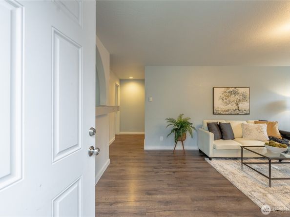 4404 Terrace Drive 10, Everett WA 98203