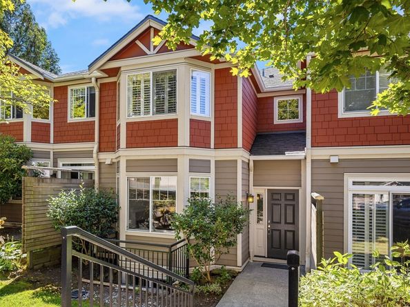 2840 139th Avenue SE 16, Bellevue WA 98005