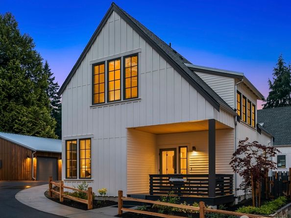 2218 NE 125th Street, Seattle WA 98125