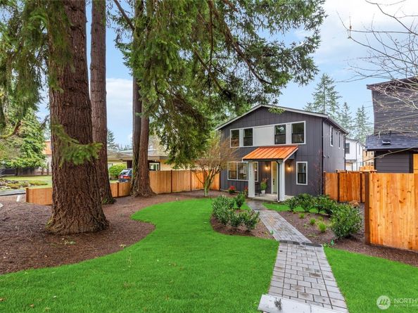 11607 NE 112th Street 2, Kirkland WA 98033