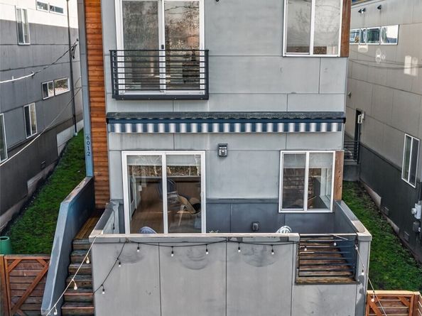 6012 18th Avenue S, Seattle WA 98108