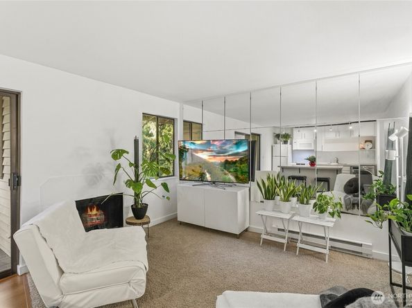 23453 16th Avenue S A304, Des Moines WA 98198